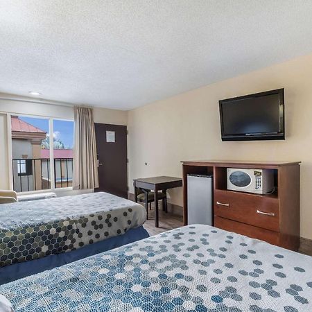 Econo Lodge Солсбері Екстер'єр фото