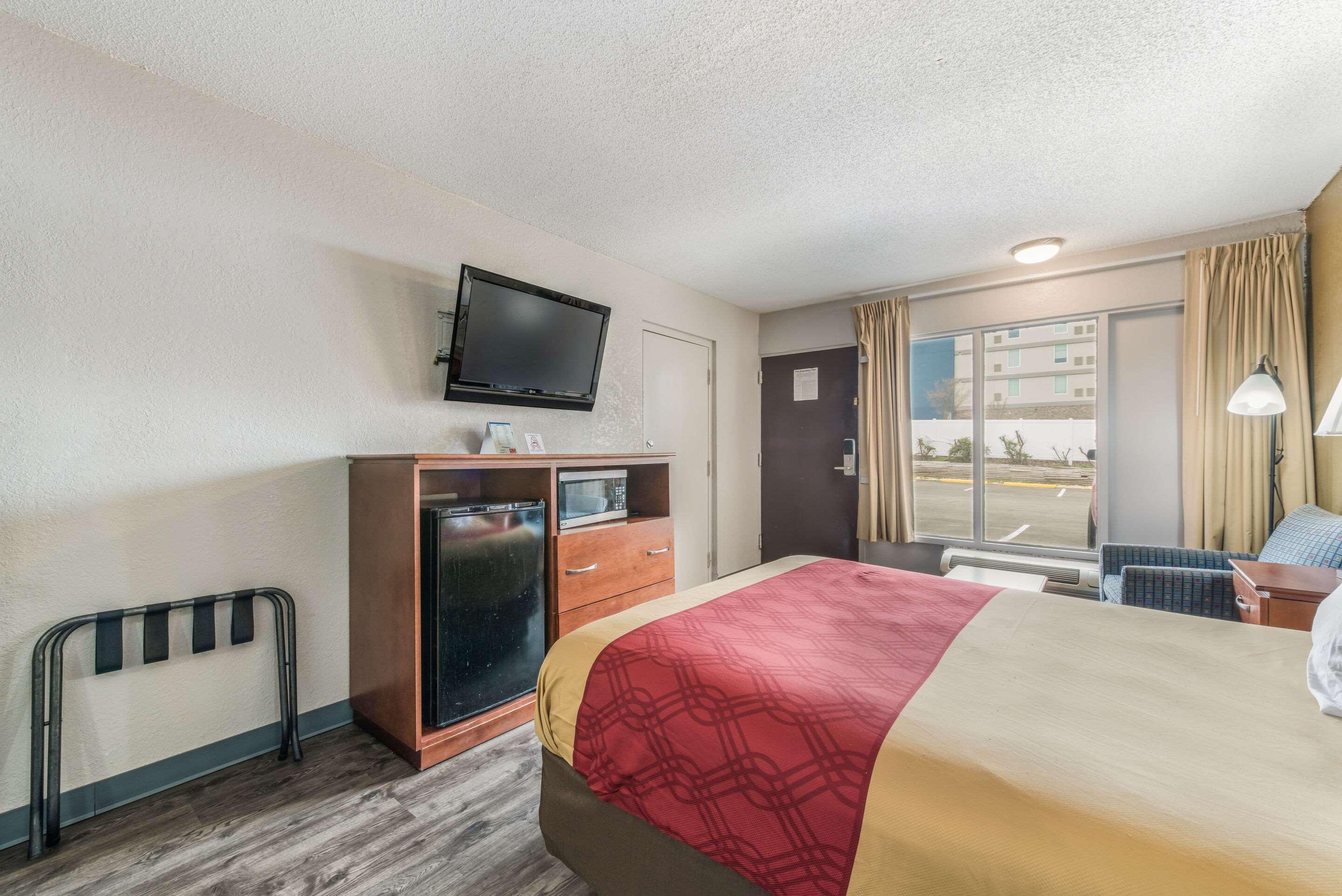 Econo Lodge Солсбері Екстер'єр фото