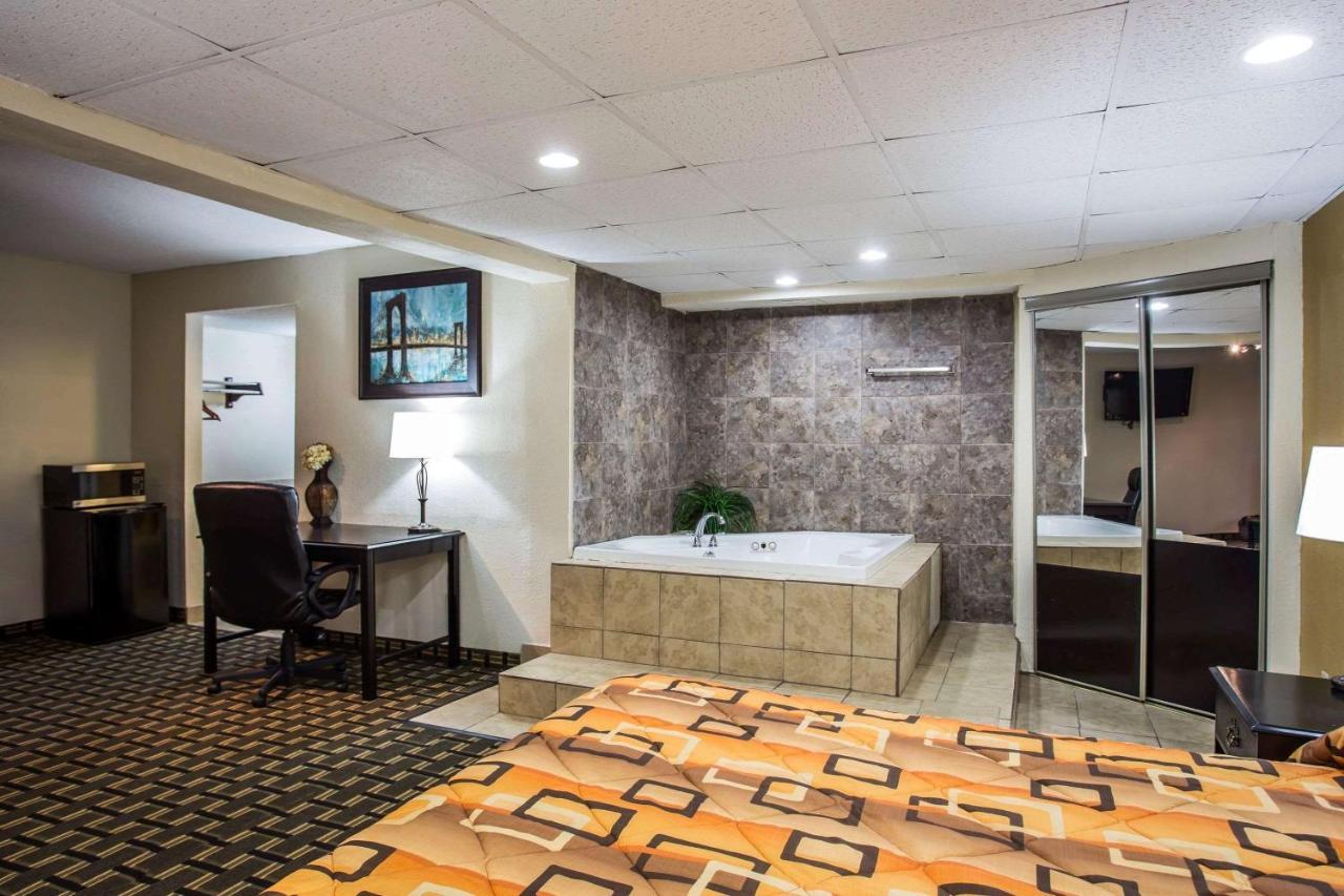 Econo Lodge Солсбері Екстер'єр фото